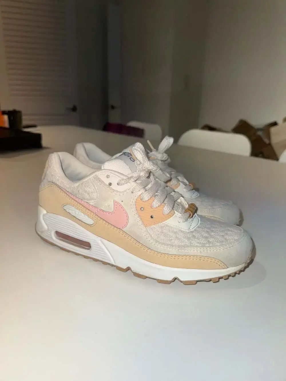 Nike Air Max 90 Sun Club Sneakers